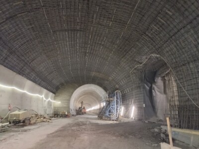 Tunnel du Col de Tende - Travaux en cours revêtement du tunnel - mai 2024